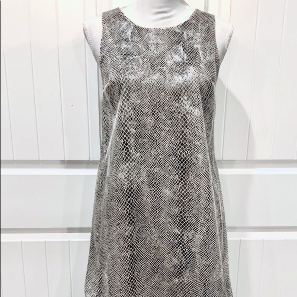 Romeo & Juliet Couture Snakeskin Sleeveless Dress